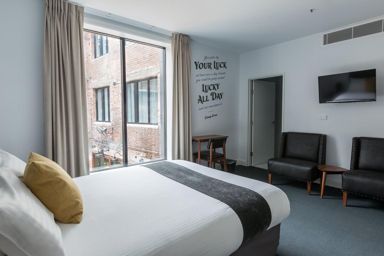 The Lucky Hotel Ньюкасл Экстерьер фото