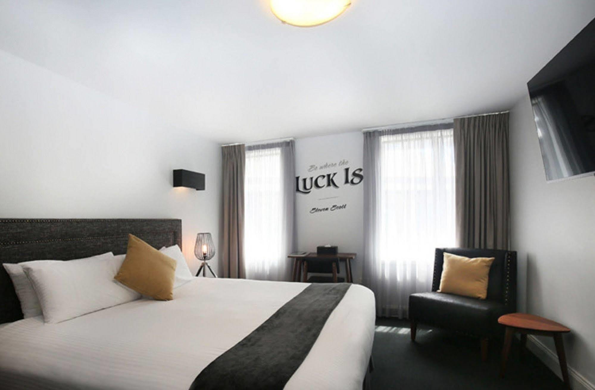 The Lucky Hotel Ньюкасл Экстерьер фото